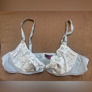 Light blue/light green lace bra